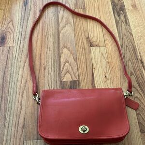Coach vintage legacy crossbody